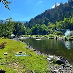 Vikendica River Uvac Hébergement de vacances *