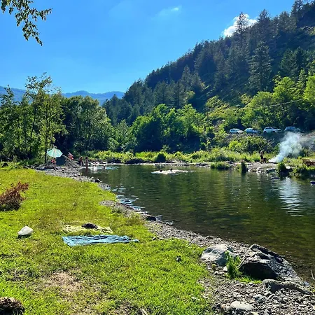 Vikendica River Uvac 펜션 *