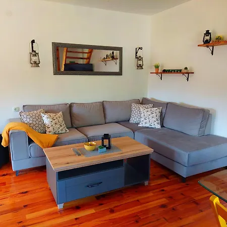 Vikendica River Uvac 펜션